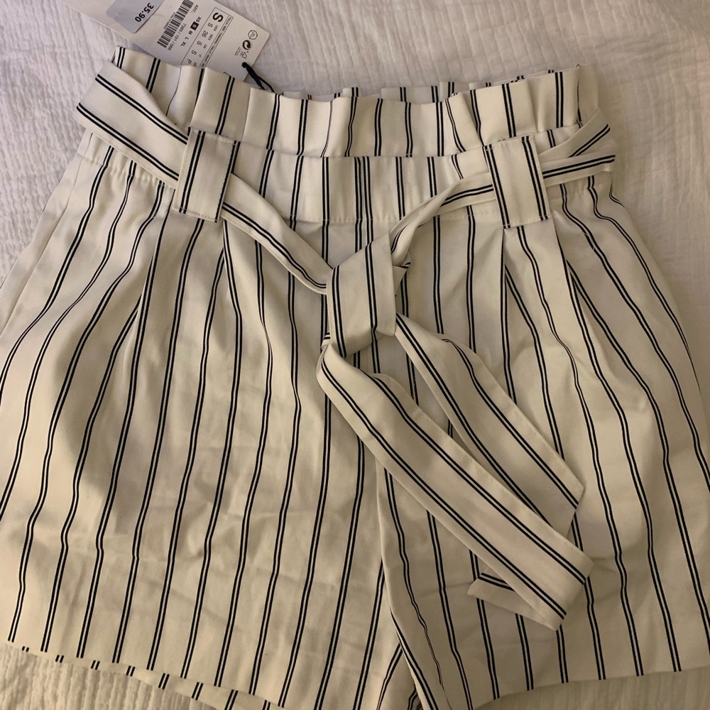Zara (trf collection) Paperbag Shorts